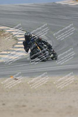 media/Sep-21-2025-Race Pace (Sun) [[98bf33ef95]]/Non Verified/1-Turns 9 and 10 (8am)/